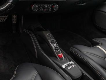 Ferrari 488 — photo 23