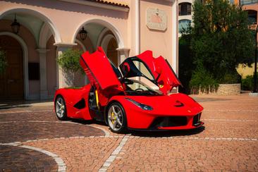 Ferrari LaFerrari — photo 2