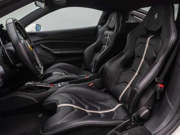Ferrari 488 — photo 30
