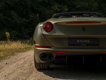 Ferrari California — photo 28