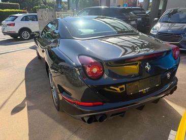 Ferrari California — photo 4