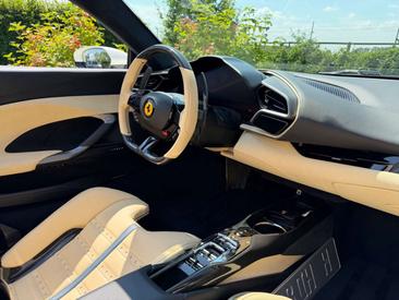 Ferrari 296 GTS — photo 33