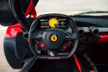 Ferrari LaFerrari — photo 10