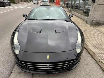 Ferrari California — photo 7