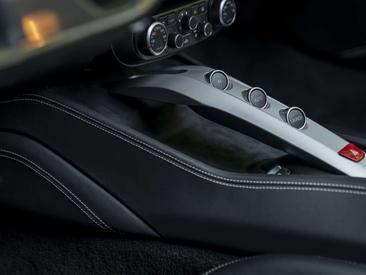 Ferrari California — photo 46