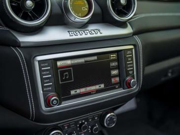 Ferrari California — photo 47