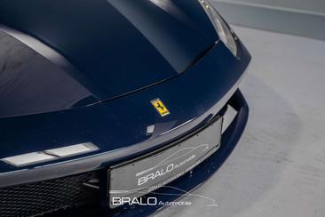 Ferrari 488 — photo 6