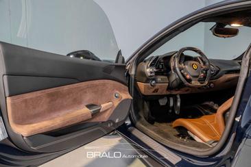 Ferrari 488 — photo 17