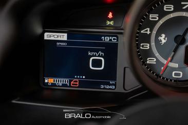 Ferrari 488 — photo 32