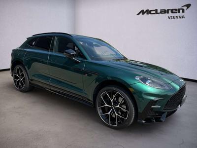 Aston Martin DBX S