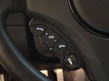 Aston Martin Vanquish V12 — photo 24