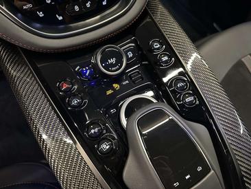 Aston Martin DBX 707 — photo 20