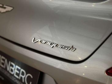 Aston Martin Vanquish V12 — photo 33