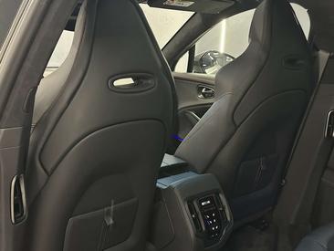 Aston Martin DBX 707 — photo 28