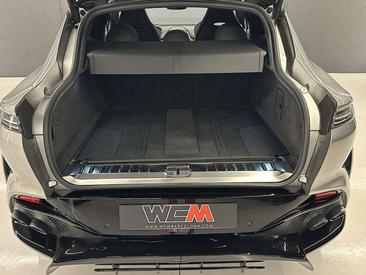 Aston Martin DBX 707 — photo 37