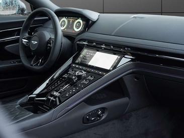 Aston Martin DB12 Volante — photo 10