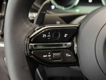 Aston Martin DBX 707 MJ 25 — photo 26