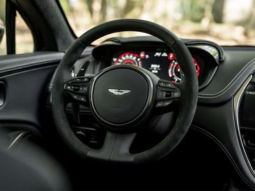 Aston Martin DBX 707 4.0 V8 — photo 30