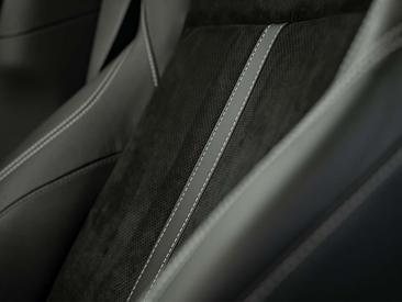 Aston Martin DBX 707 4.0 V8 — photo 36