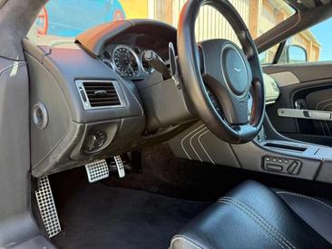 Aston Martin V8 Roadster 430 CV 4.7L — photo 31