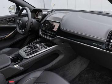 Aston Martin DBX S Gris — photo 19