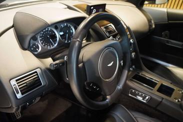 Aston Martin DB9 Coupe V12 6.0 — photo 6