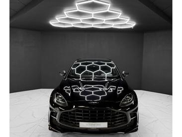 Aston Martin DBX 4.0 V8 707 Carbon — photo 8