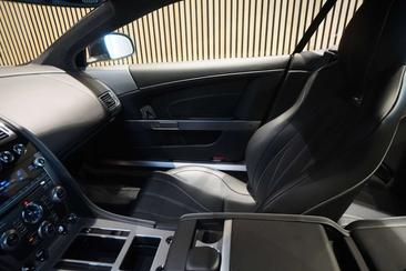 Aston Martin DB9 Coupe V12 6.0 — photo 8