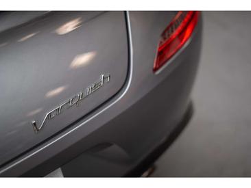 Aston Martin Vanquish V12 — photo 21