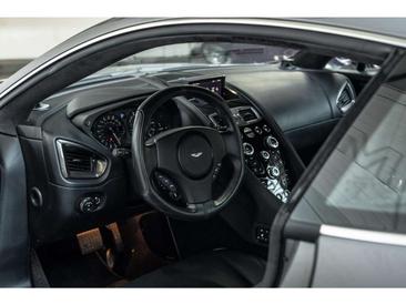 Aston Martin Vanquish V12 — photo 28