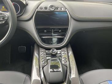 Aston Martin DBX 707 — photo 13