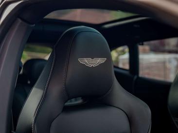 Aston Martin DBX 707 ApexGrey — photo 31