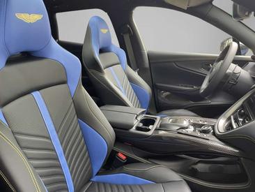 Aston Martin DBX 707 — photo 19