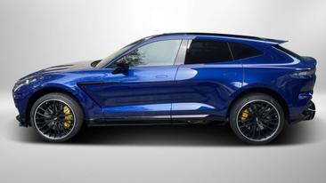 Aston Martin DBX 707 — photo 21