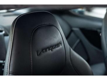 Aston Martin Vanquish V12 — photo 40