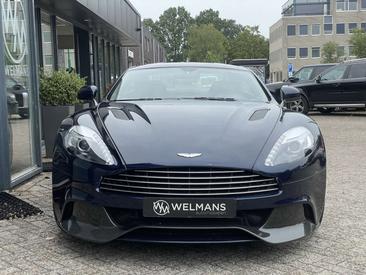 Aston Martin Vanquish 6.0 V12 Touchtronic — photo 3