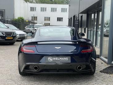 Aston Martin Vanquish 6.0 V12 Touchtronic — photo 8