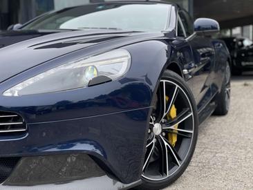 Aston Martin Vanquish 6.0 V12 Touchtronic — photo 10