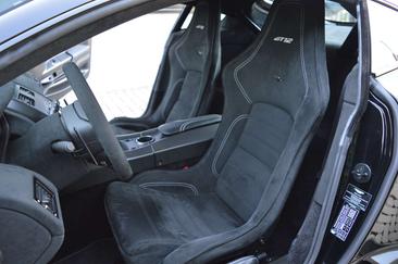 Aston Martin Vantage GT12 — photo 14