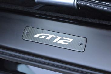 Aston Martin Vantage GT12 — photo 16