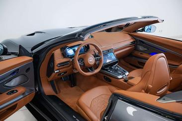Aston Martin Vanquish Volante — photo 5