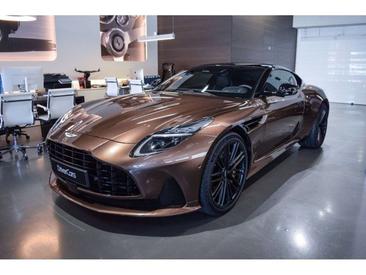 Aston Martin DB12 4.0 V8 — photo 2
