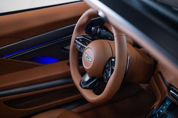 Aston Martin Vanquish Volante — photo 37