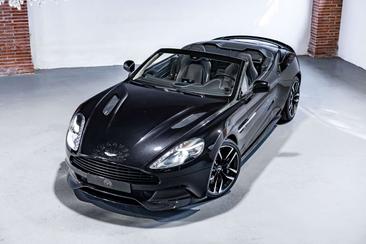 Aston Martin Vanquish Cabriolet V12 — photo 2