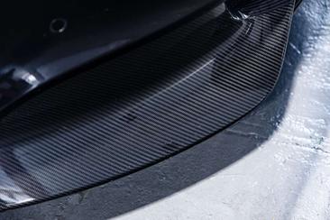 Aston Martin Vanquish Cabriolet V12 — photo 11