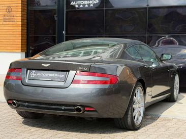 Aston Martin DB9 5.9 V12 Touchtronic — photo 11