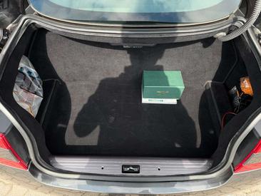Aston Martin DB9 5.9 V12 Touchtronic — photo 14