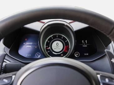 Aston Martin DBS Superleggera — photo 6