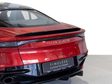 Aston Martin DBS Superleggera — photo 8