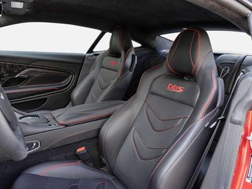 Aston Martin DBS Superleggera — photo 21